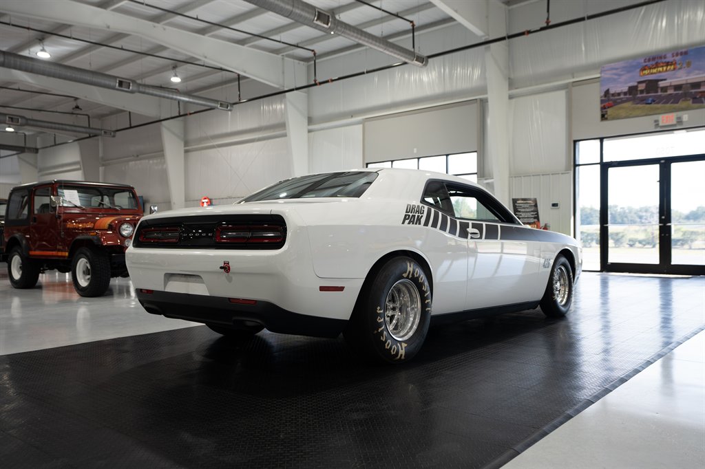 2015 Dodge Challenger Drag PAK 10