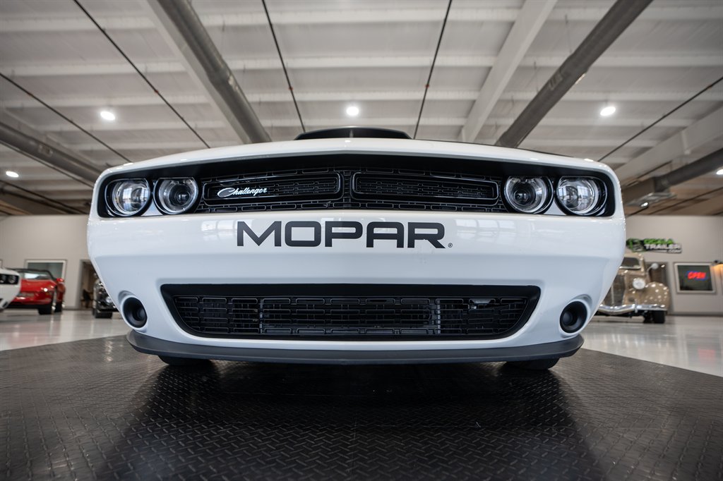 2015 Dodge Challenger Drag PAK 18