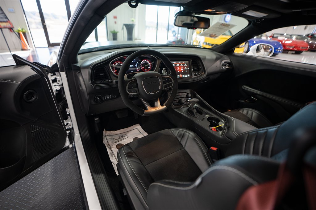 2023 Dodge Challenger 37