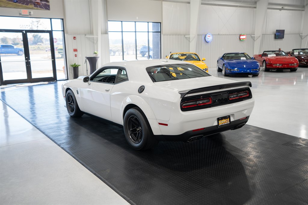 2023 Dodge Challenger 6