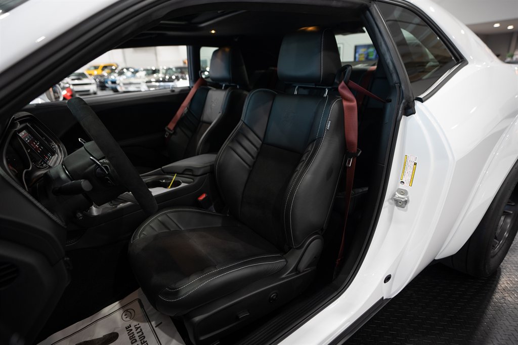 2023 Dodge Challenger 36