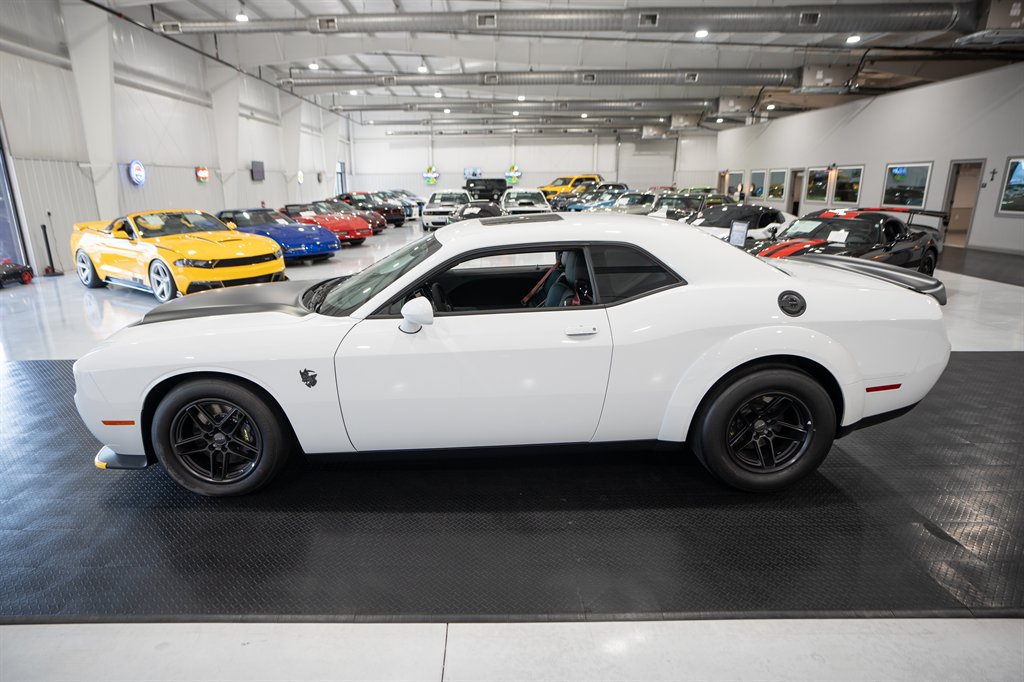 2023 Dodge Challenger 4