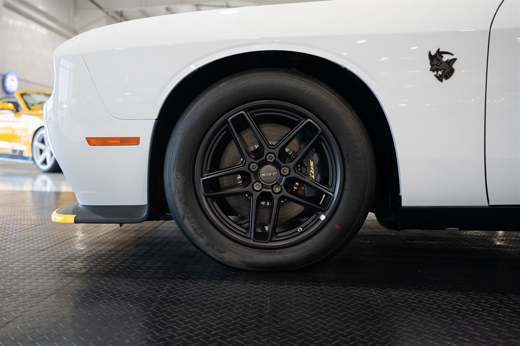 2023 Dodge Challenger 31