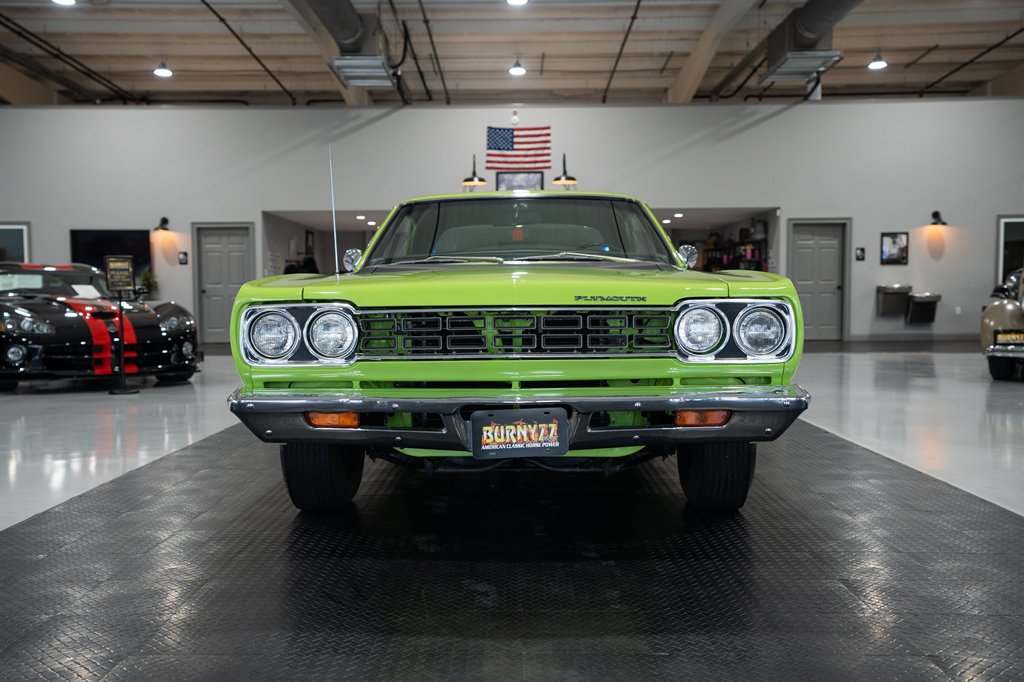 1968 Plymouth Road Runner 32