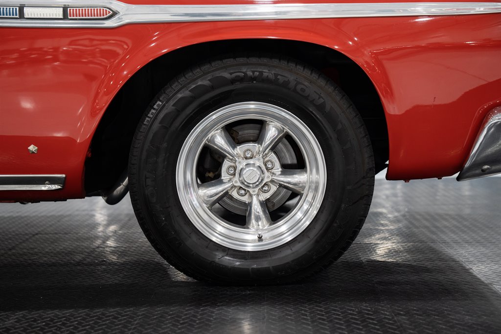 1964 Plymouth Sport Fury 32