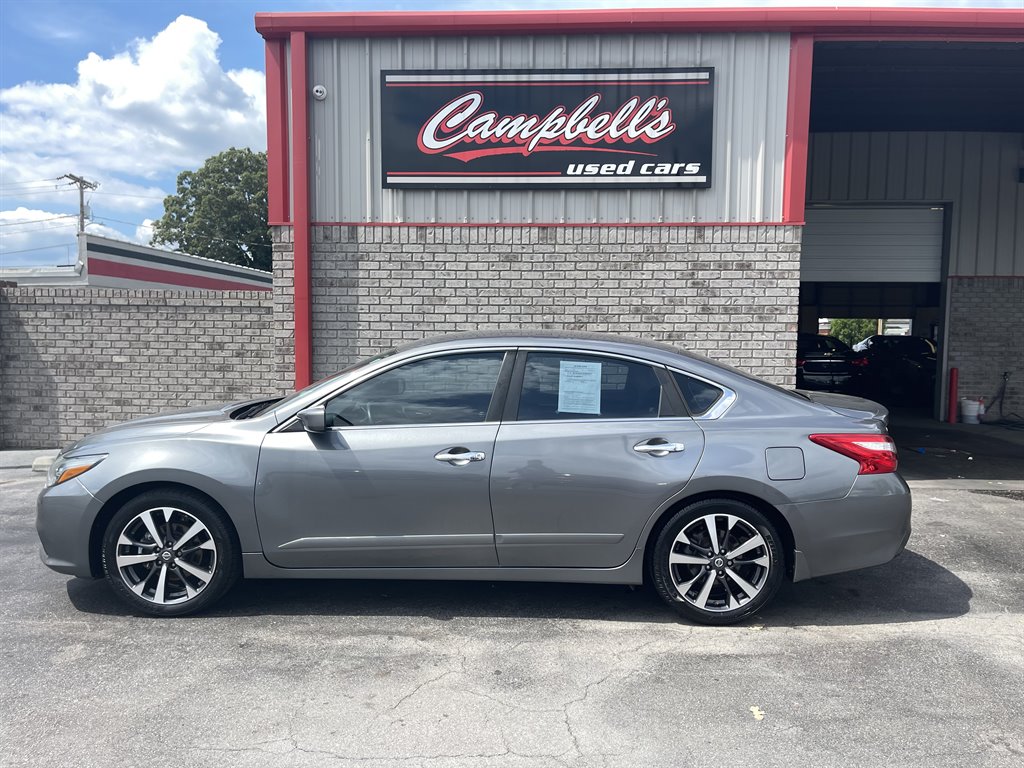 Campbell's Used Cars, Inc, 209 N Pine St, Lumberton NC 28358 Buy Sell