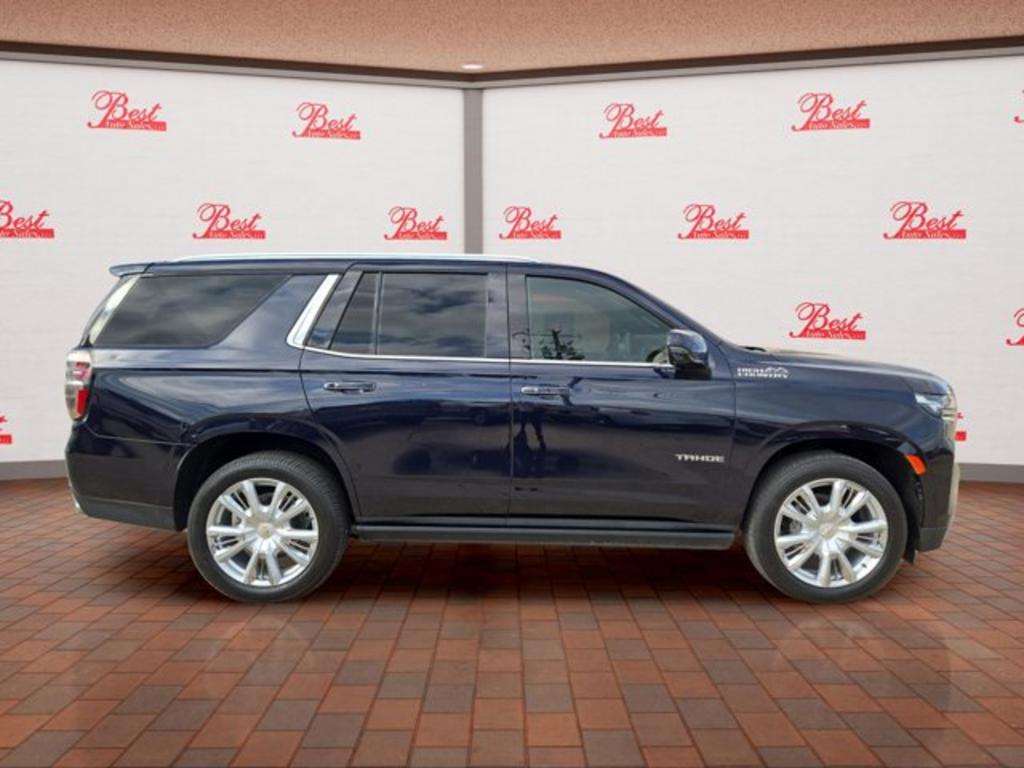 2022 Chevrolet Tahoe High Country photo 2