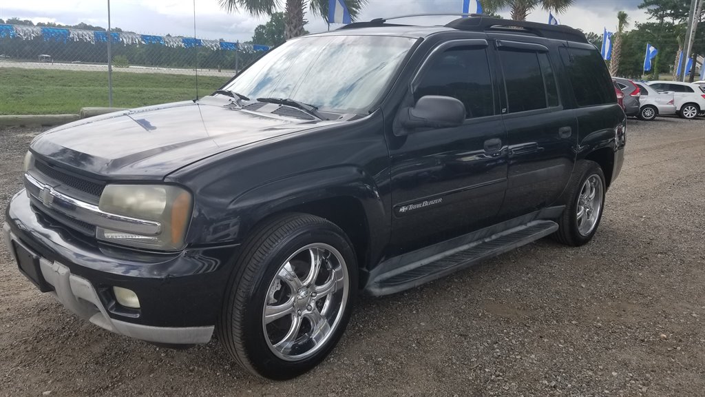 B&L Auto Sales 2003 Chevrolet Trailblazer EXT LT