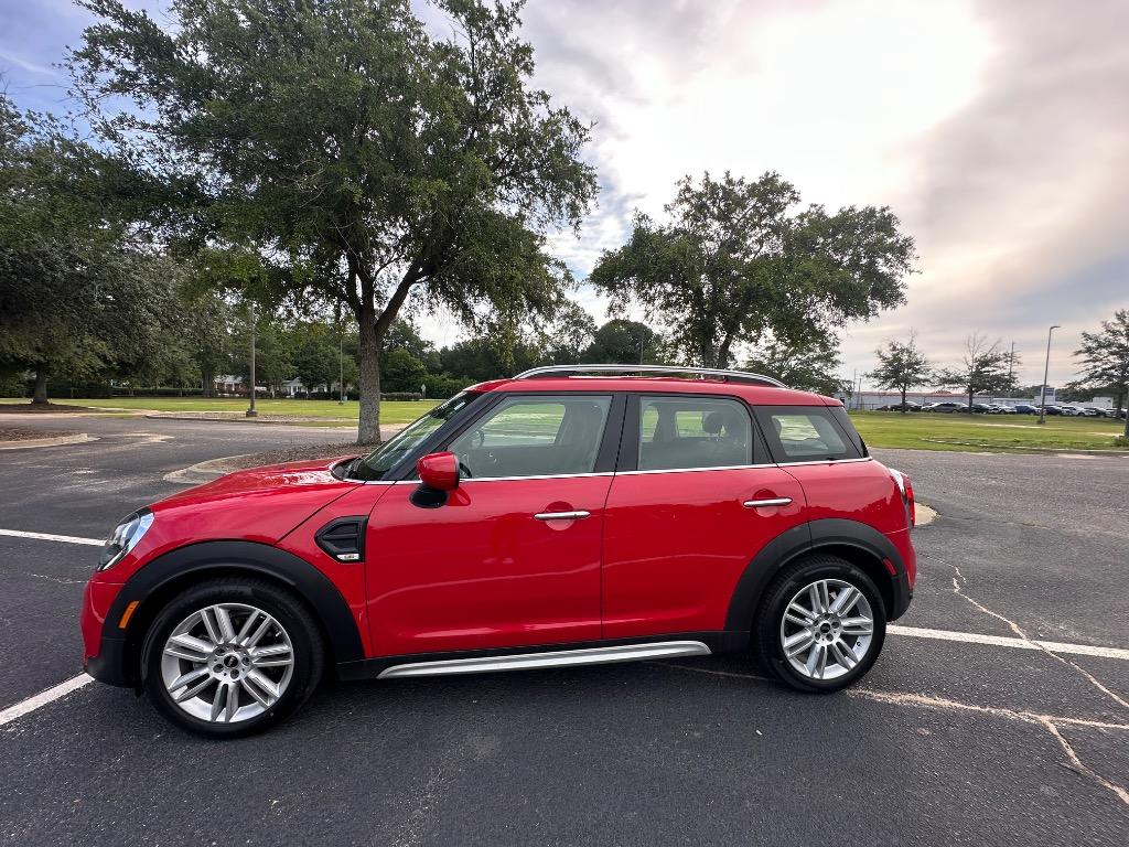 2020 Mini Countryman Signature photo 3