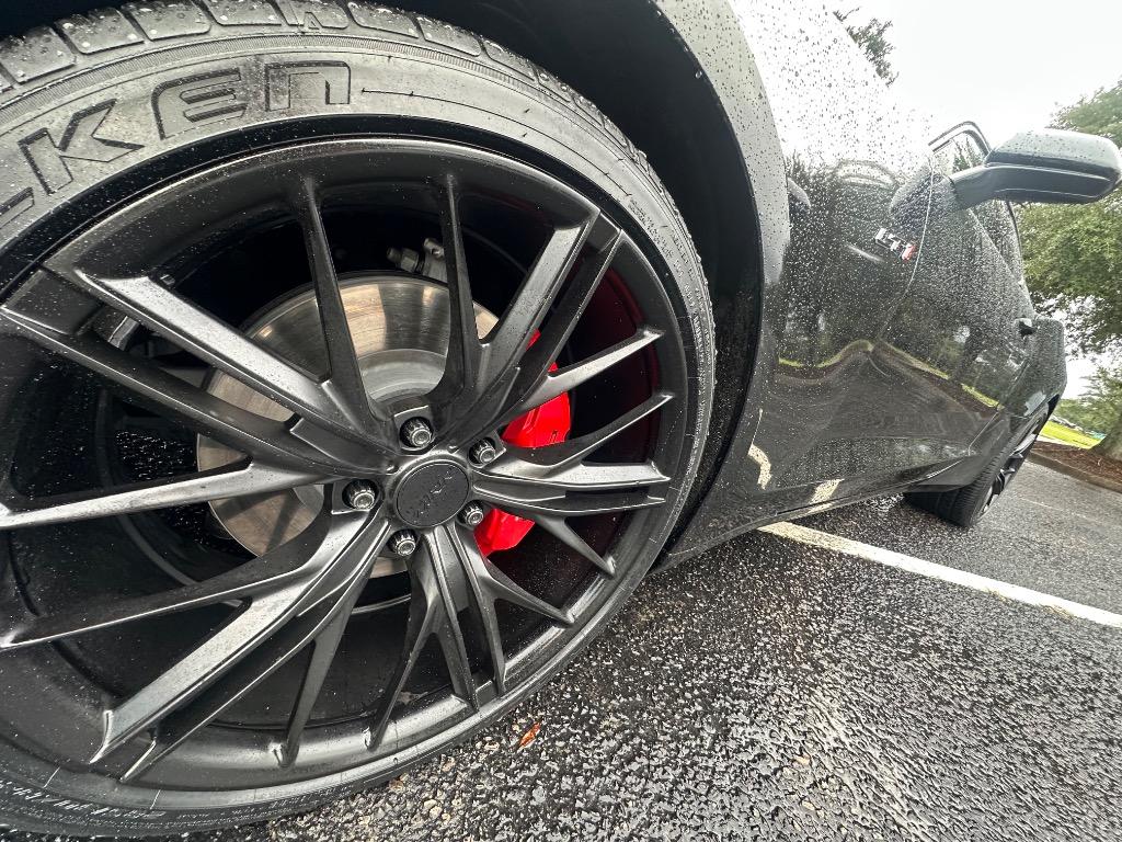 2022 Chevrolet Camaro LT1 photo 4