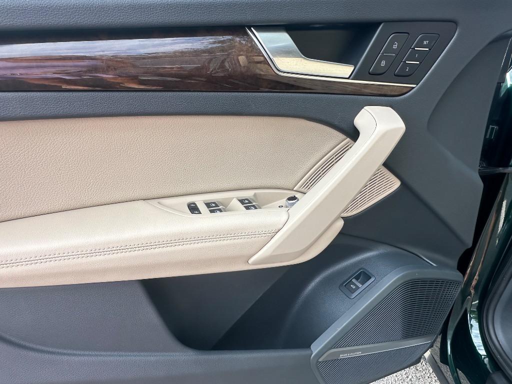2019 Audi Q5 Premium Prestige 45 TFSI photo 4