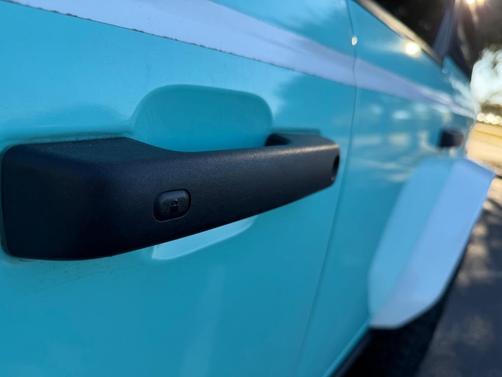 2022 Ford Bronco Badlands photo 4