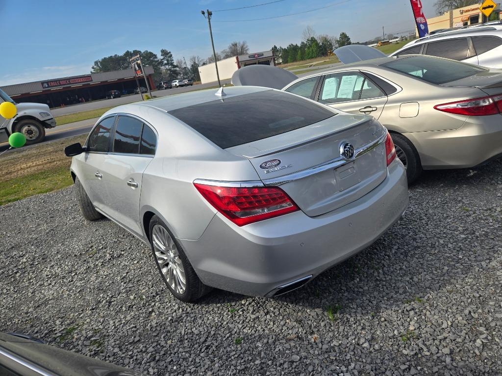 2014 Buick LaCrosse Touring photo 4