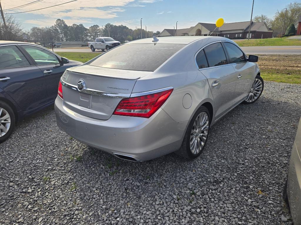 2014 Buick LaCrosse Touring photo 3