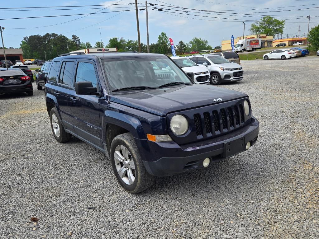 2012 Jeep Patriot Latitude photo 2