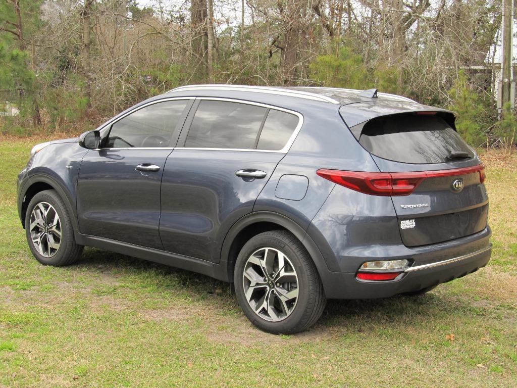 2021 Kia Sportage EX - 3