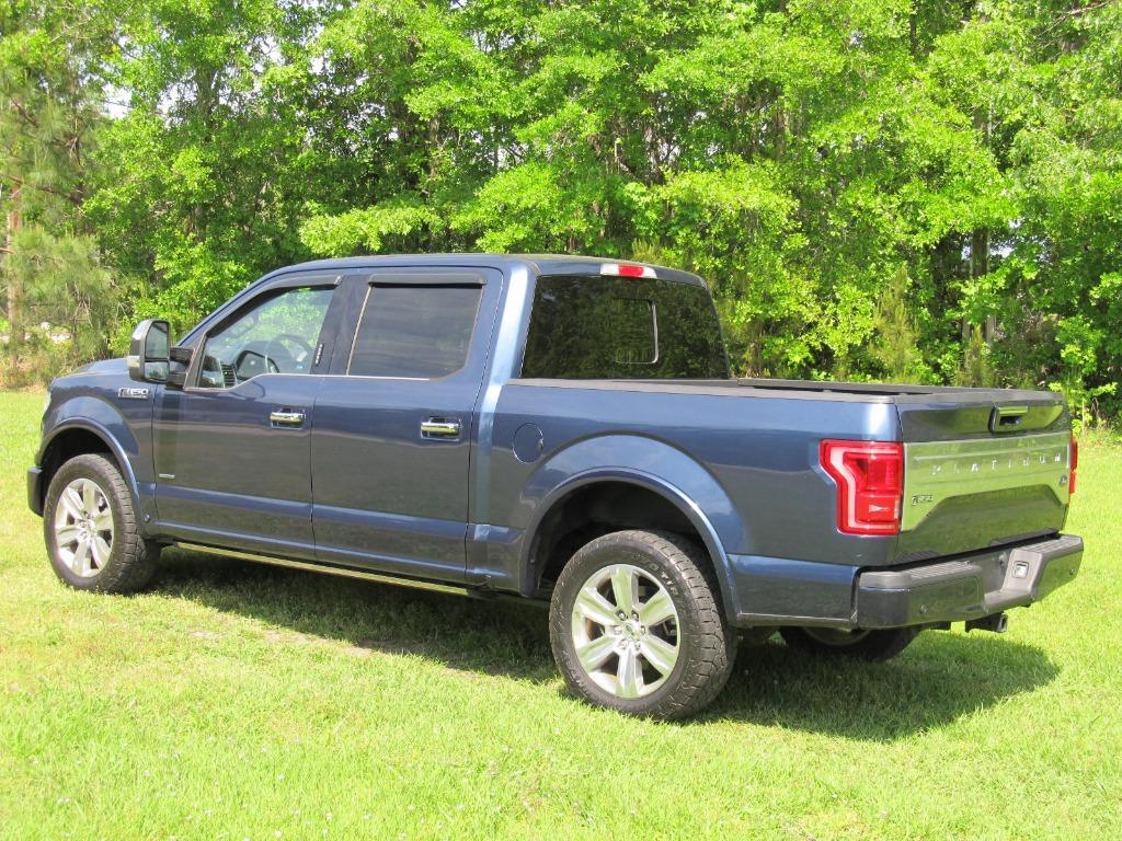 2017 Ford F150 Platinum - 3