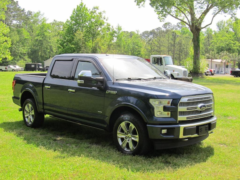2017 Ford F150 Platinum - 7