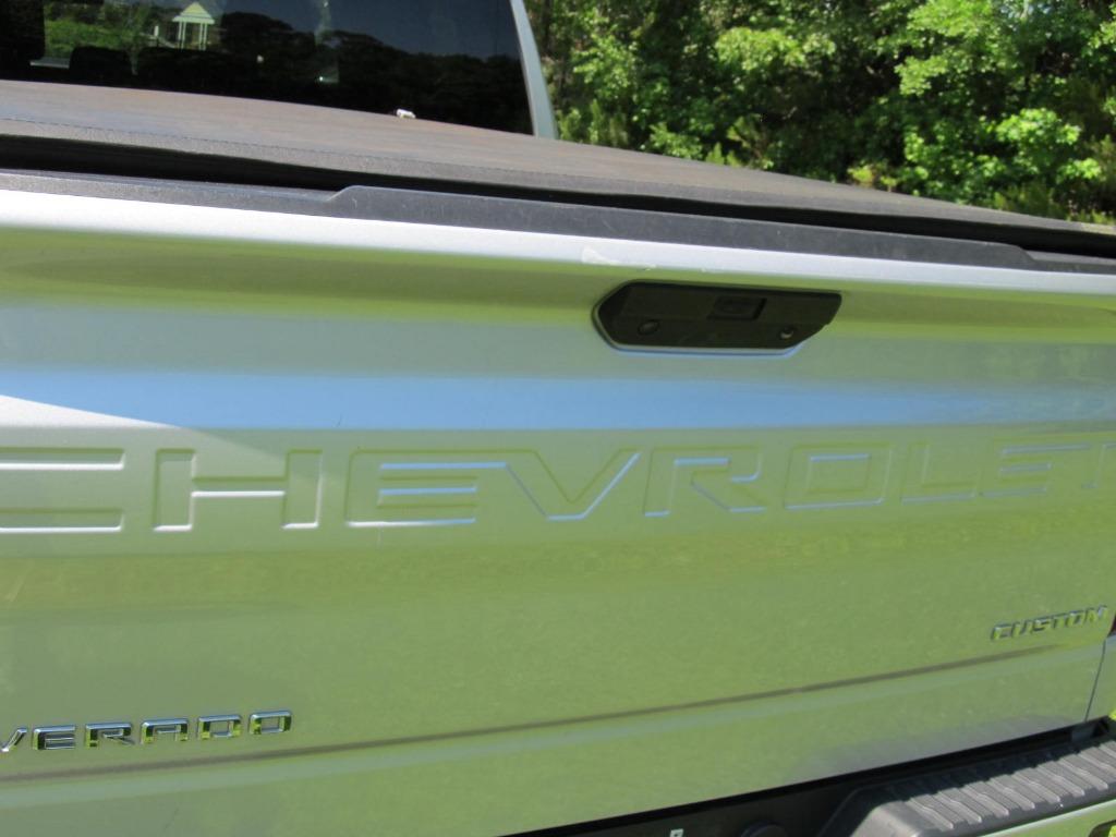 2022 Chevrolet Silverado 1500 LTD Custom - 11