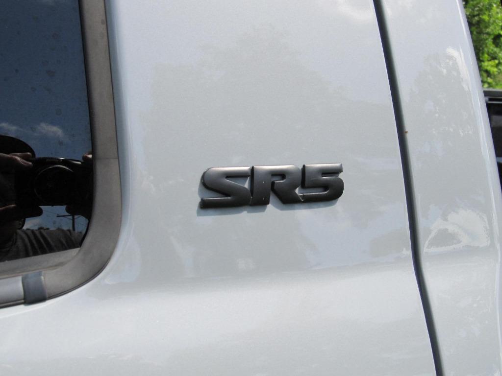 2019 Toyota Tundra SR5 - 11