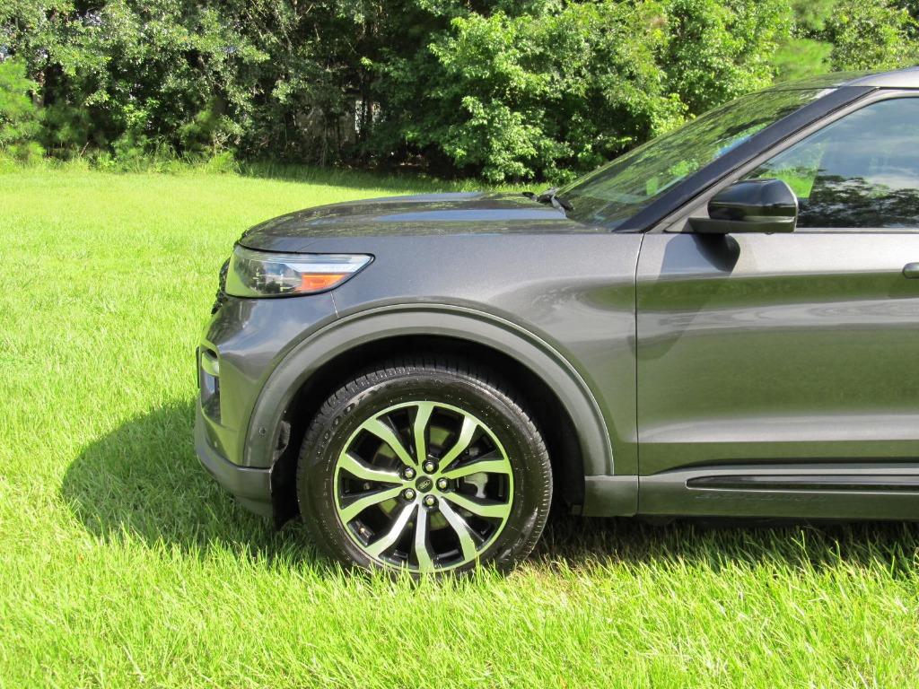 2020 Ford Explorer ST - 9