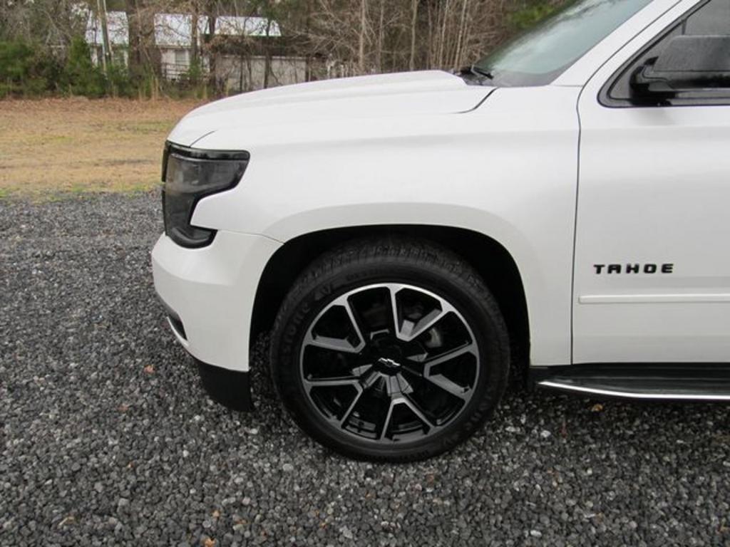 2017 Chevrolet Tahoe Premier - 9