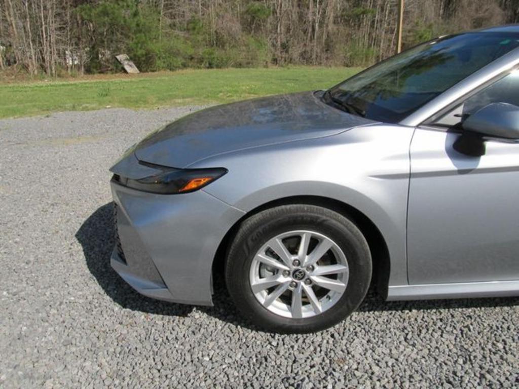 2025 Toyota Camry LE - 9
