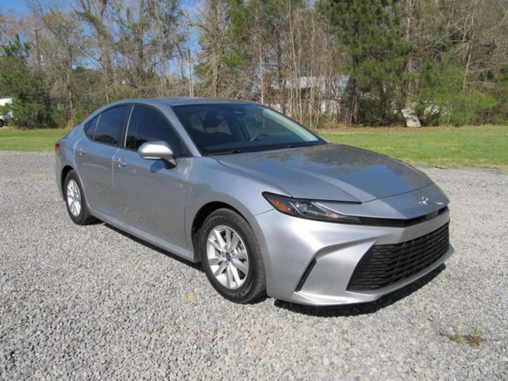 2025 Toyota Camry LE - 7