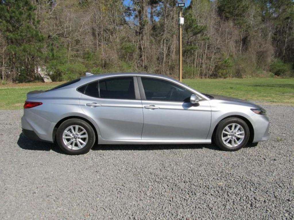 2025 Toyota Camry LE - 6