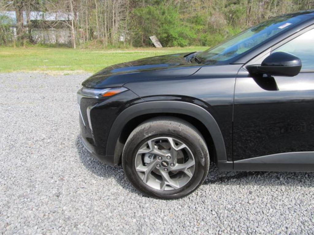 2025 Chevrolet Trax LT - 9