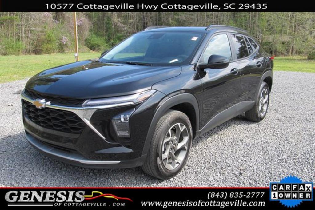 2025 Chevrolet Trax LT - 0