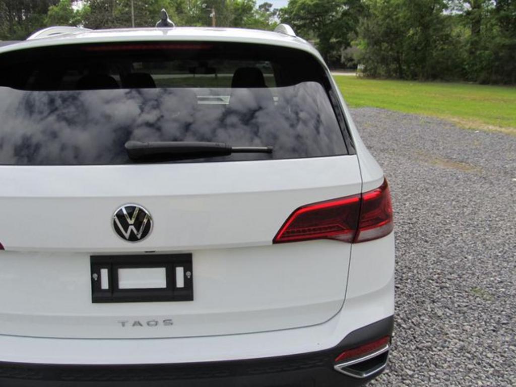 2023 Volkswagen Taos 1.5T SE - 4