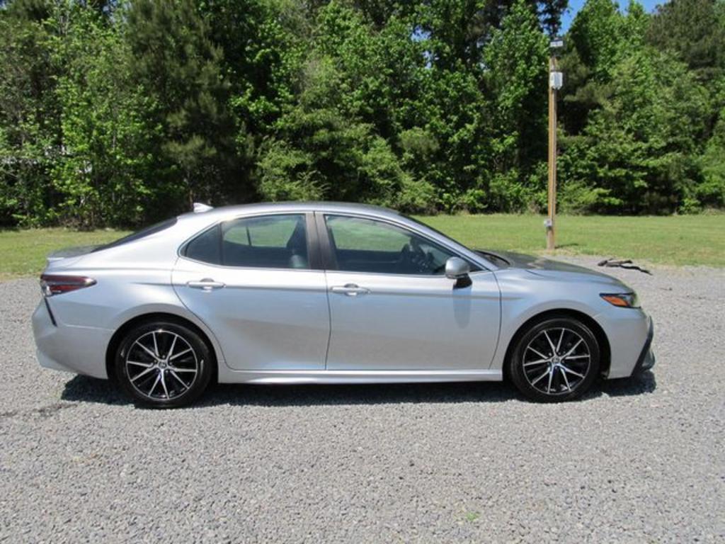 2024 Toyota Camry SE Silver at Genesis of Cottageville