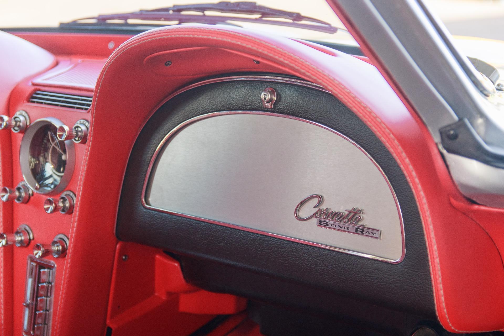 1964 Chevrolet Corvette Stingray 35