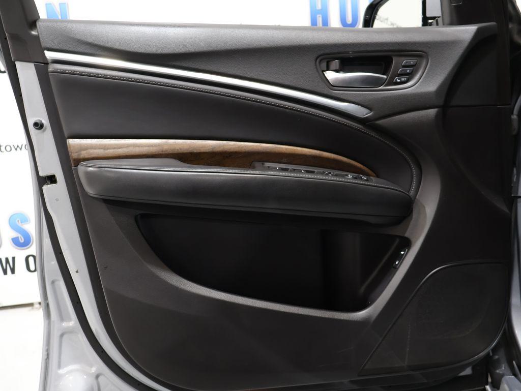 AcuraMDX10
