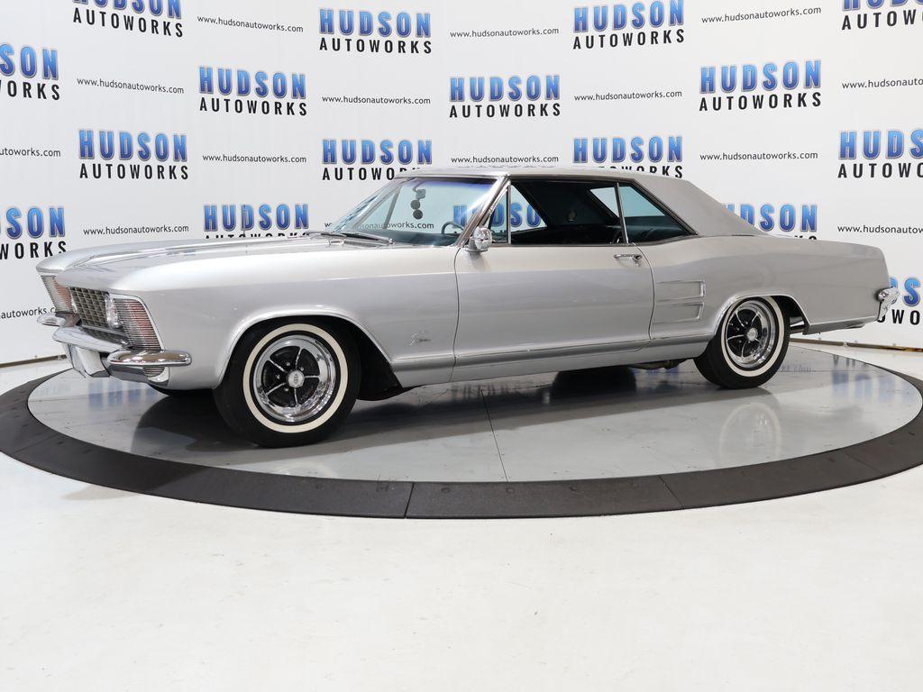 BuickRiviera2