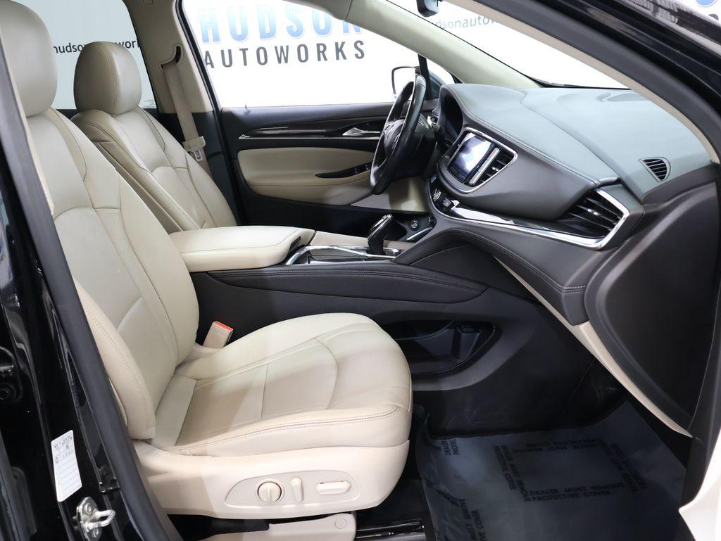 BuickEnclave28