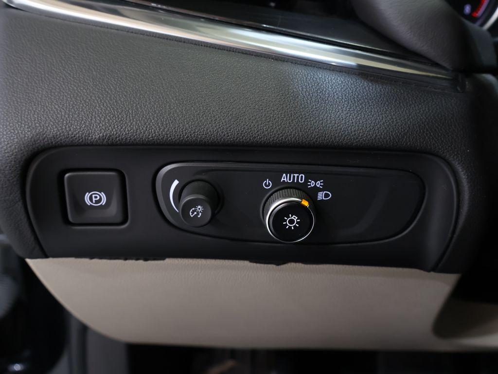 BuickEnclave13