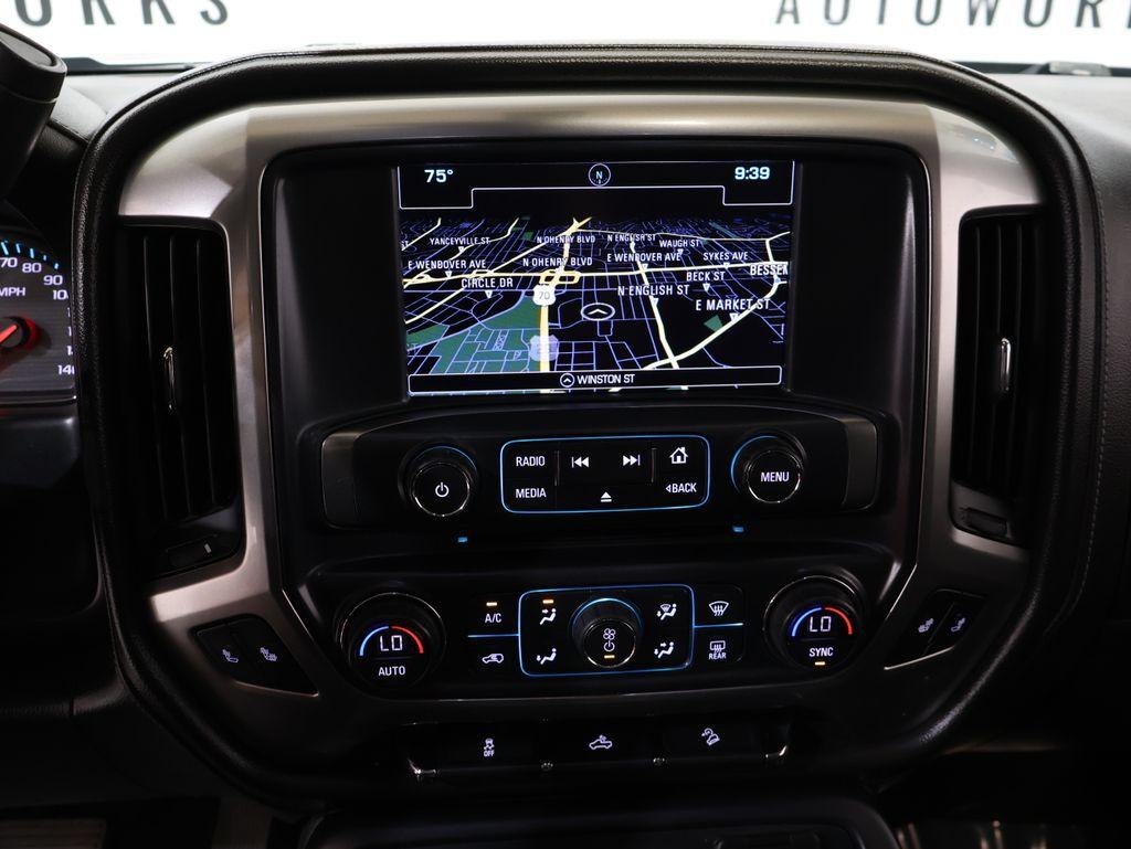 ChevroletSilverado 150018