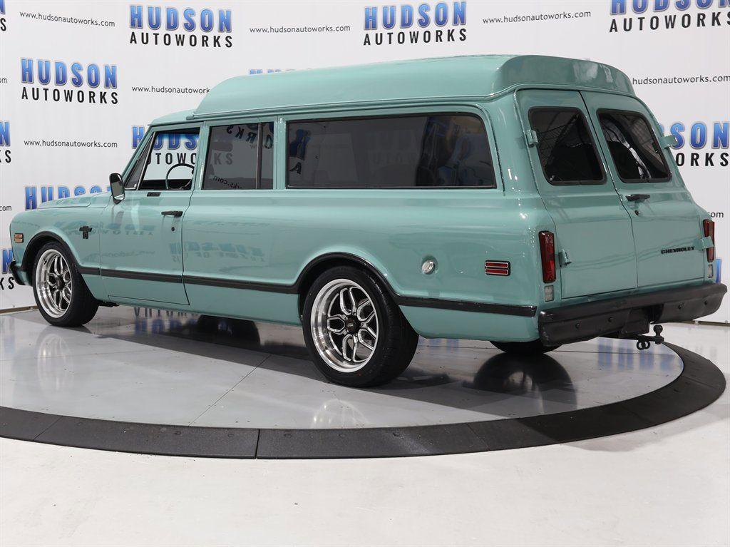 ChevroletSuburban4