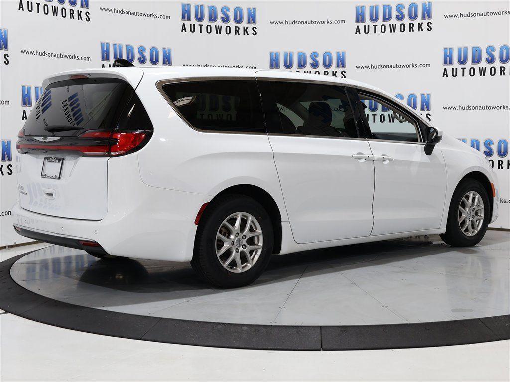 ChryslerPacifica6