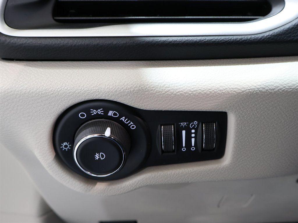 ChryslerPacifica16