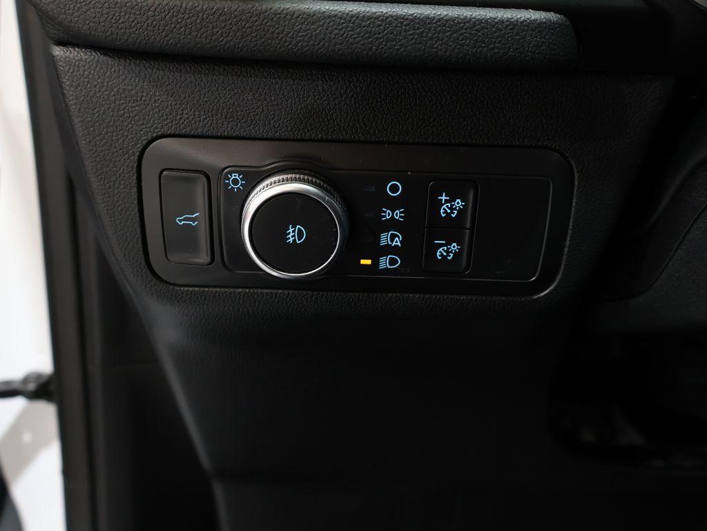 FordEscape16