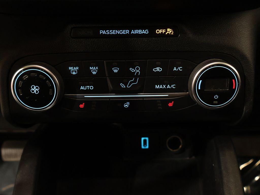 FordEscape23