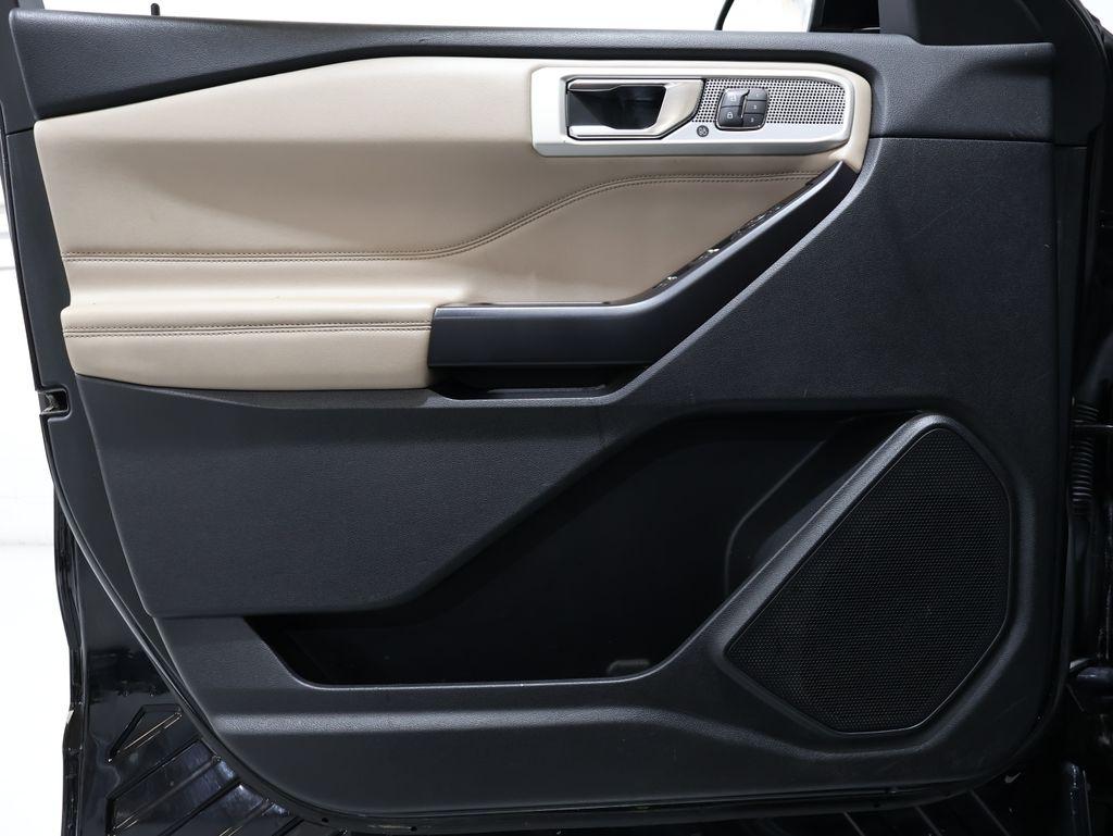 FordExplorer10