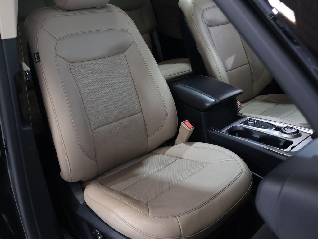 FordExplorer33