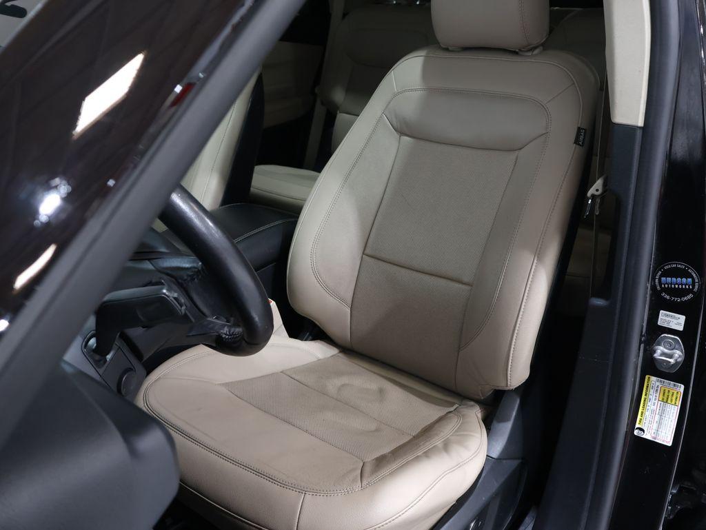 FordExplorer16