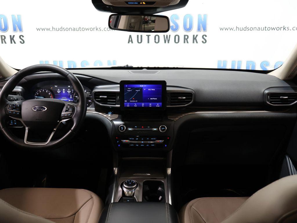 FordExplorer25