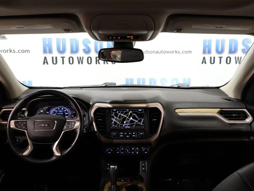 GMCAcadia23