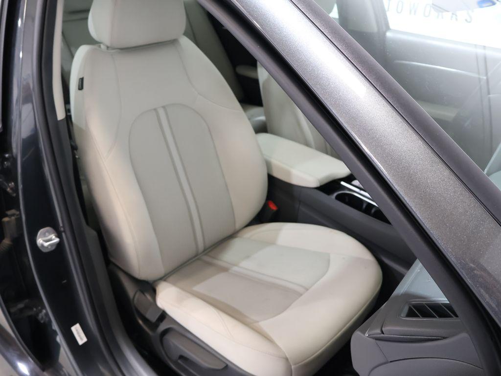 HyundaiSonata30